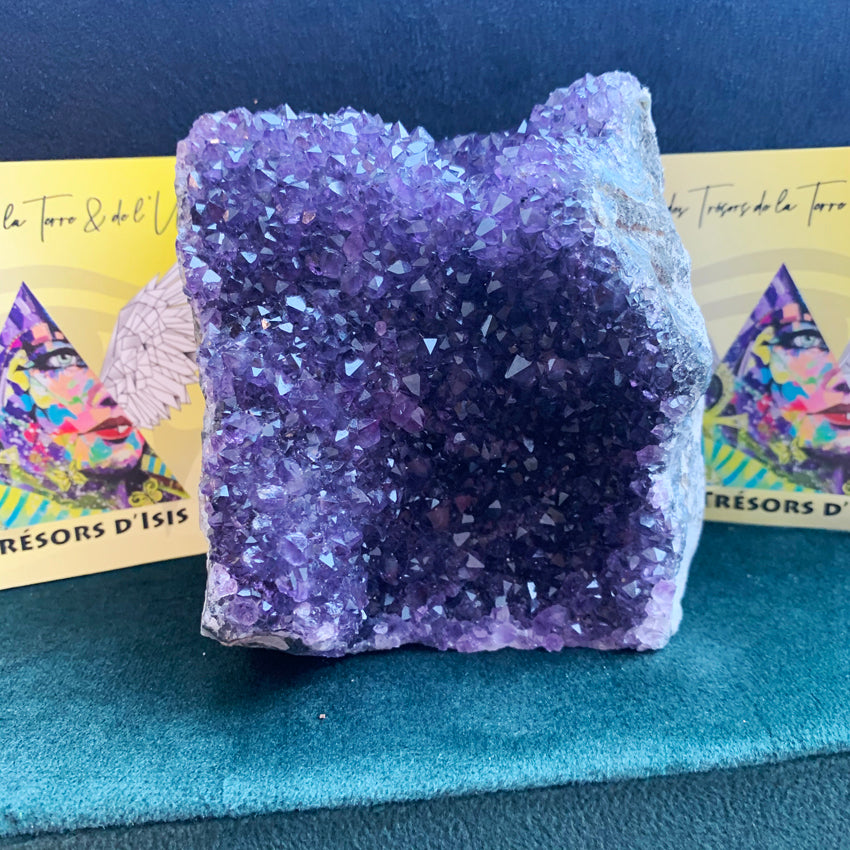 Géode améthyste violet profond, petits cristaux